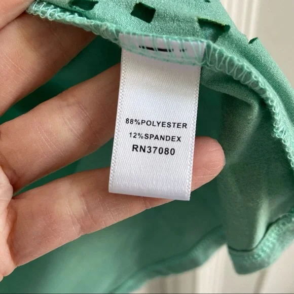 CATO Green Cutout Tank Top NWT Plus Size - Picture 4 of 6